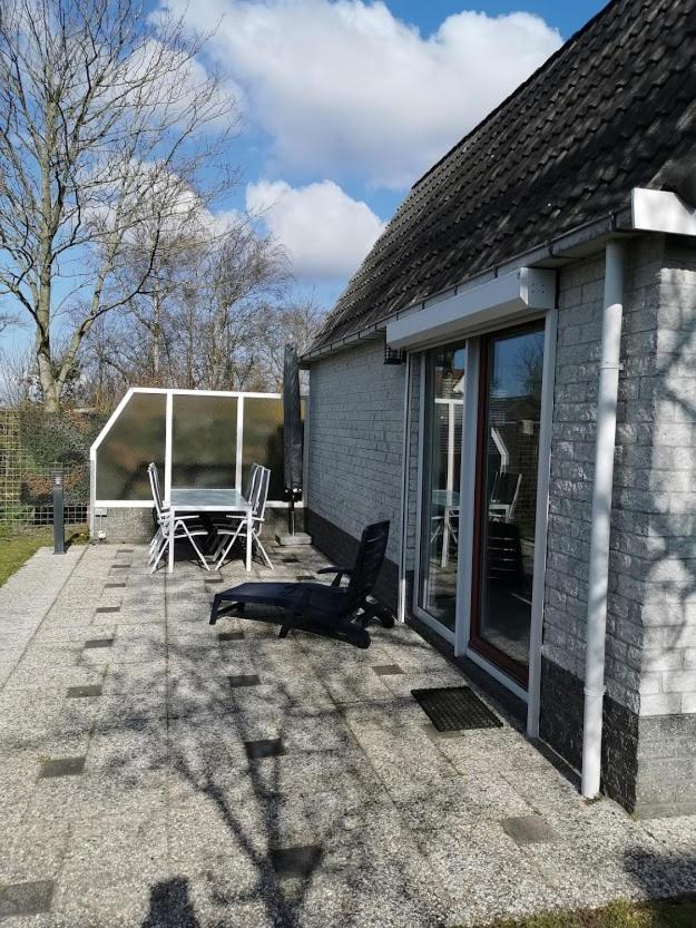 Huisje Aan De Kust Sint Maartensvlotbrug Eksteriør billede
